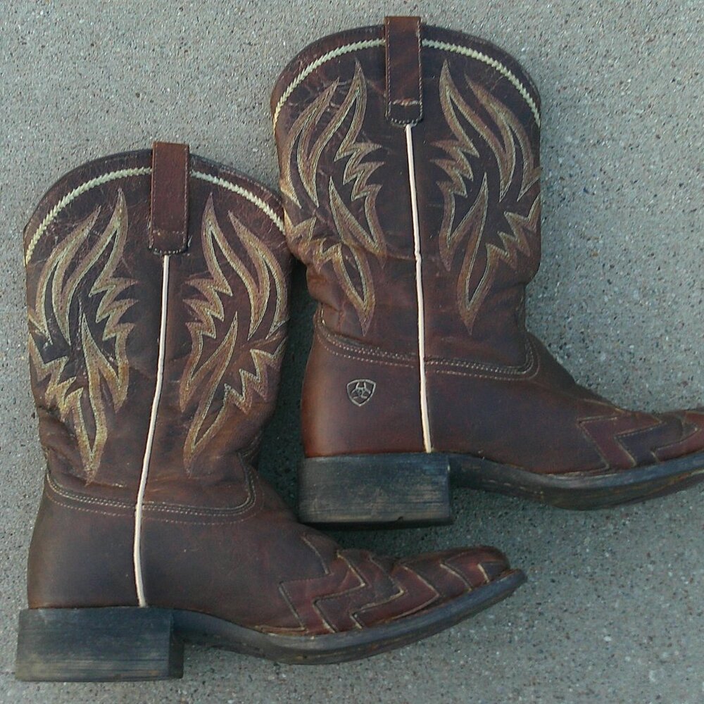 Women's Ariat On Point Western Boot Size 8.5 Style 10015352 - Picture 2 of 15